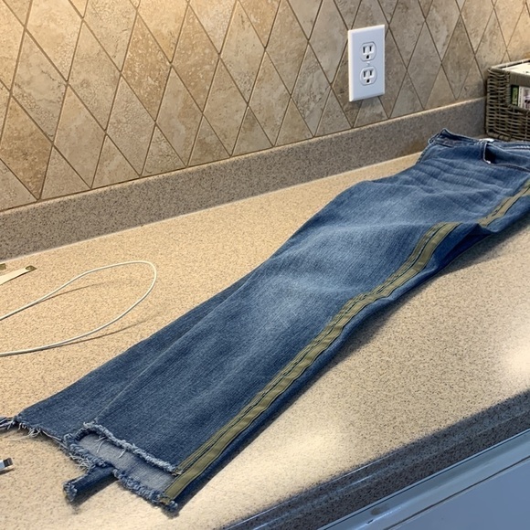 Kenzie jeans size 8/29 - Picture 6 of 9